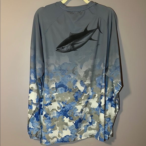 Huk Gray & Blue Rash Guard Swim Performance Fish Shirt - XL - Picture 4 of 5